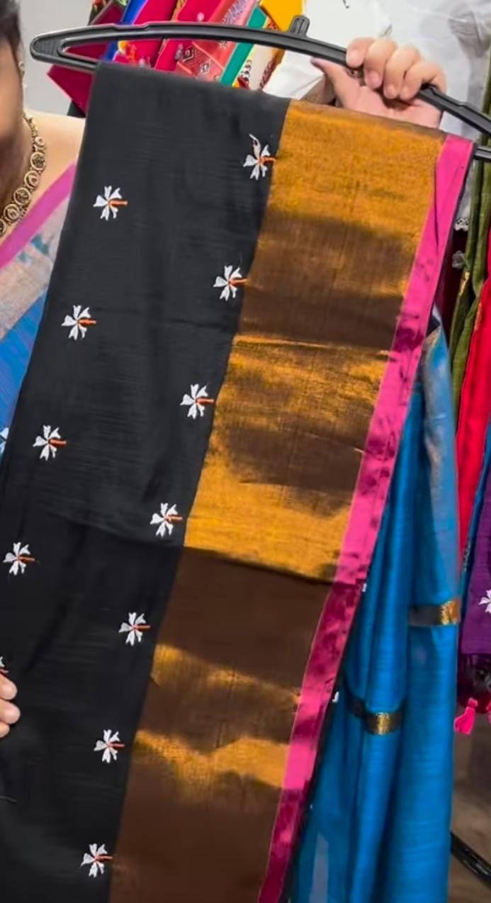 Prajakta flower embroidery with Jari Kath Saree