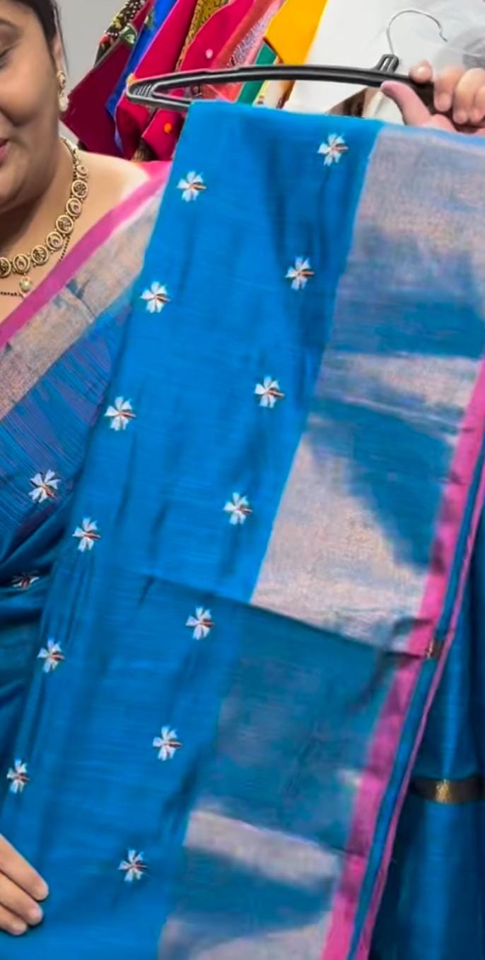 Prajakta flower embroidery with Jari Kath Saree