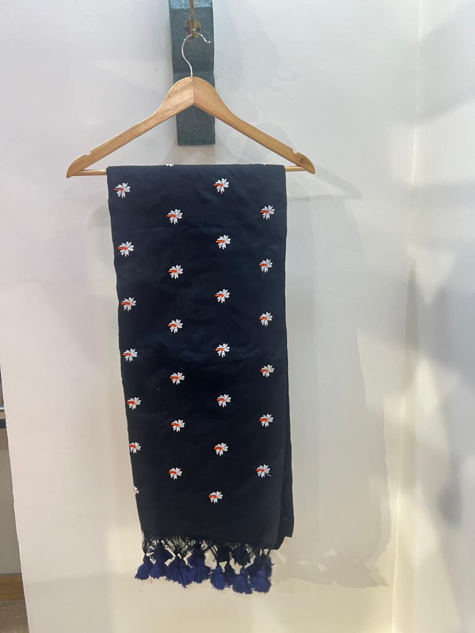 Prajkta saree