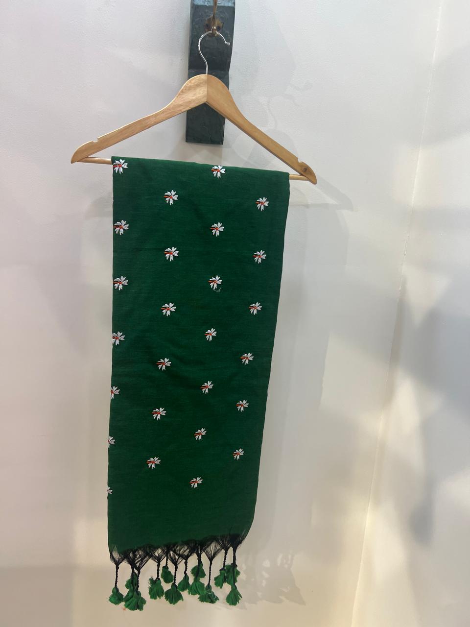 Prajkta saree
