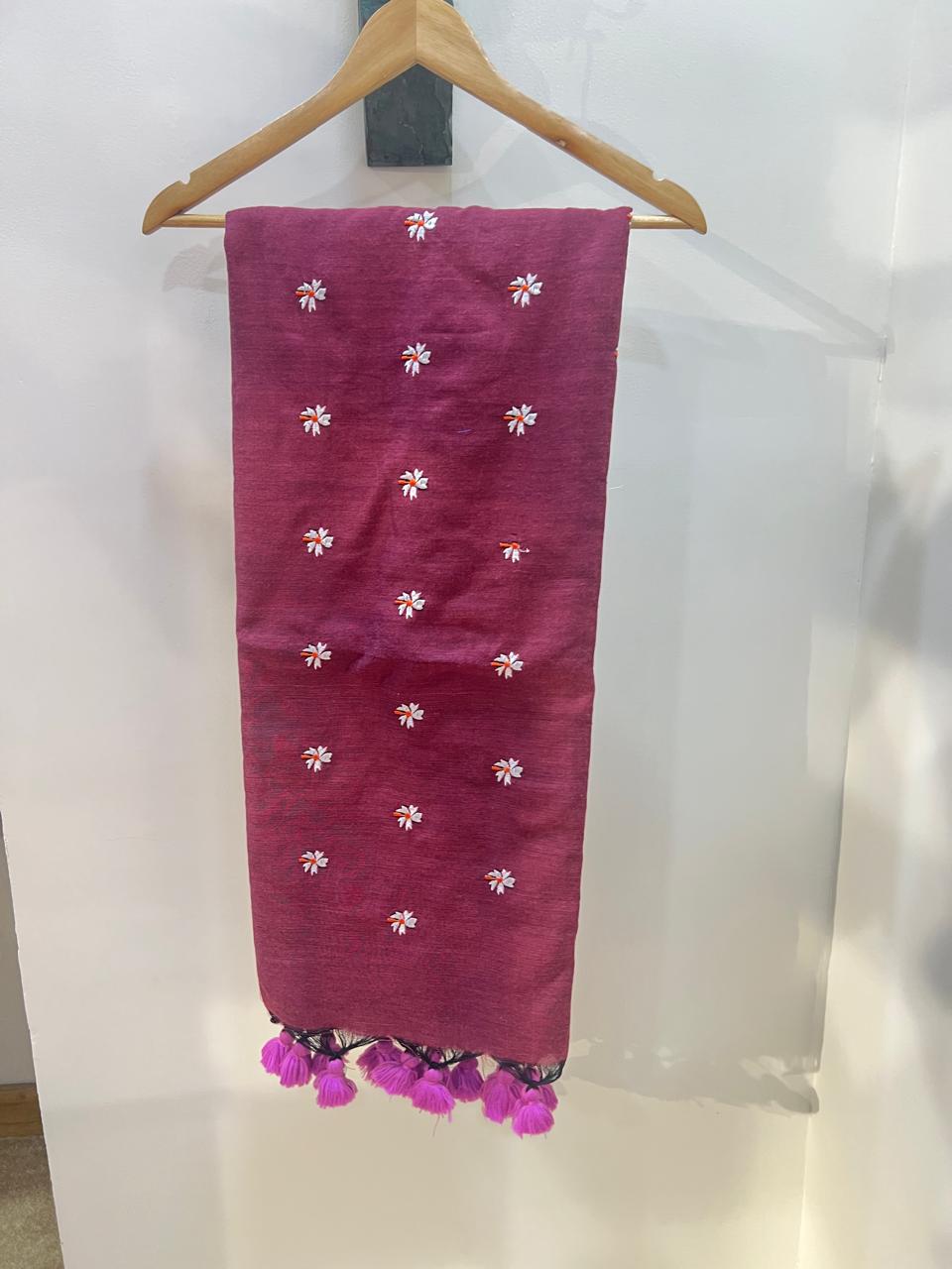 Prajkta saree