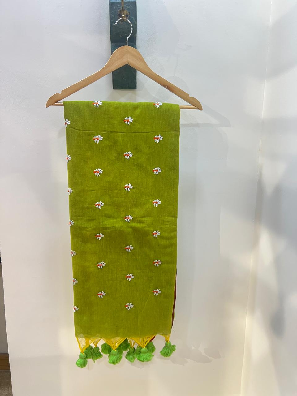 Prajkta saree