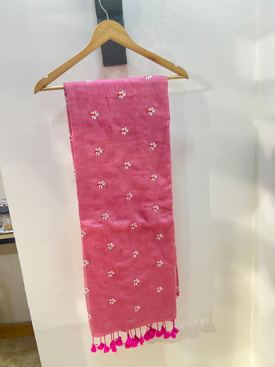 Prajkta saree
