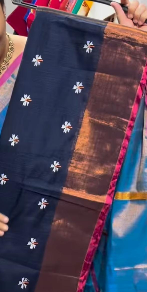 Prajakta flower embroidery with Jari Kath Saree