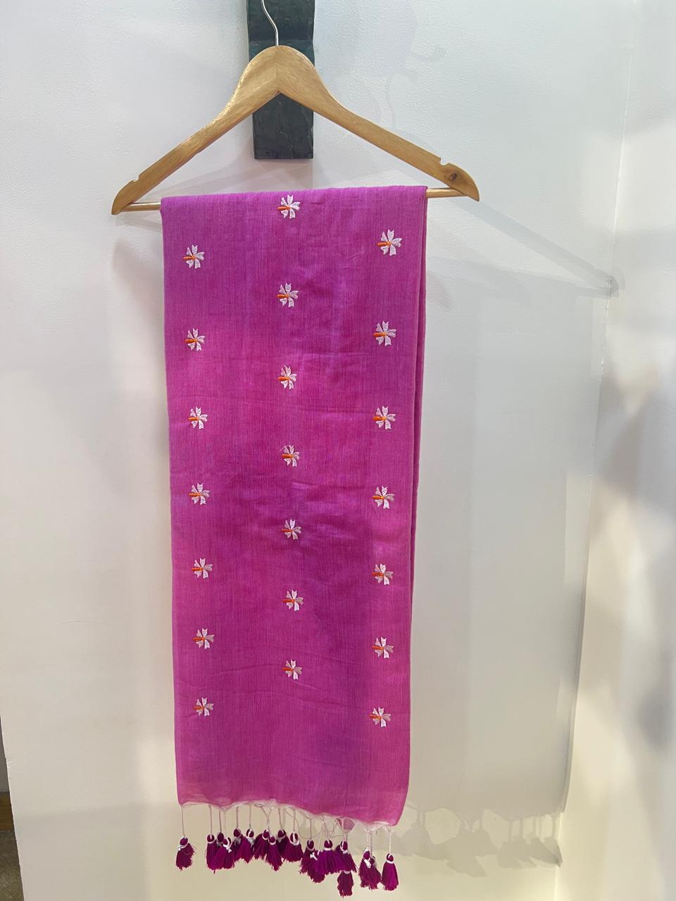 Prajkta saree